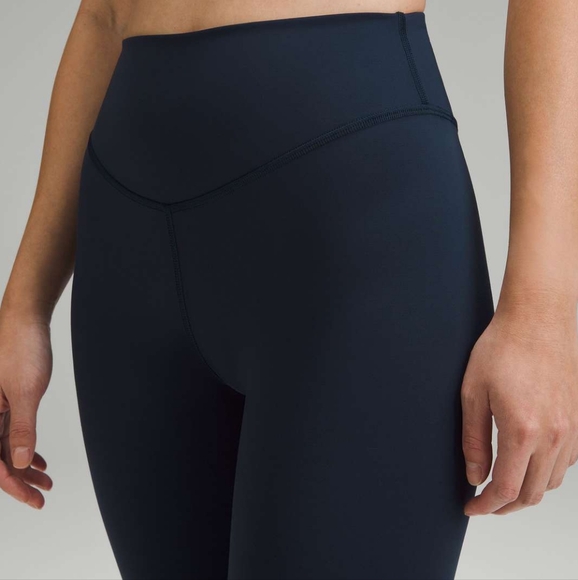๐๐ปHOLD๐๐ป NWOT Lululemon Wunder Under SmoothCover High Rise Leggings - Picture 2 of 9